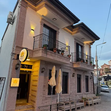 Δωμάτια σε οικογενειακή κατοικία Ayvalık Yaman *